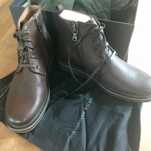 BRAND NEW John Varvatos men’s Brooklyn Lug boots 9